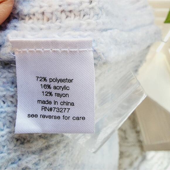 ELIZABETH AND JAMES LIGHT BLUE CABLEKNIT SWEATER SIZE XXL - Picture 7 of 7